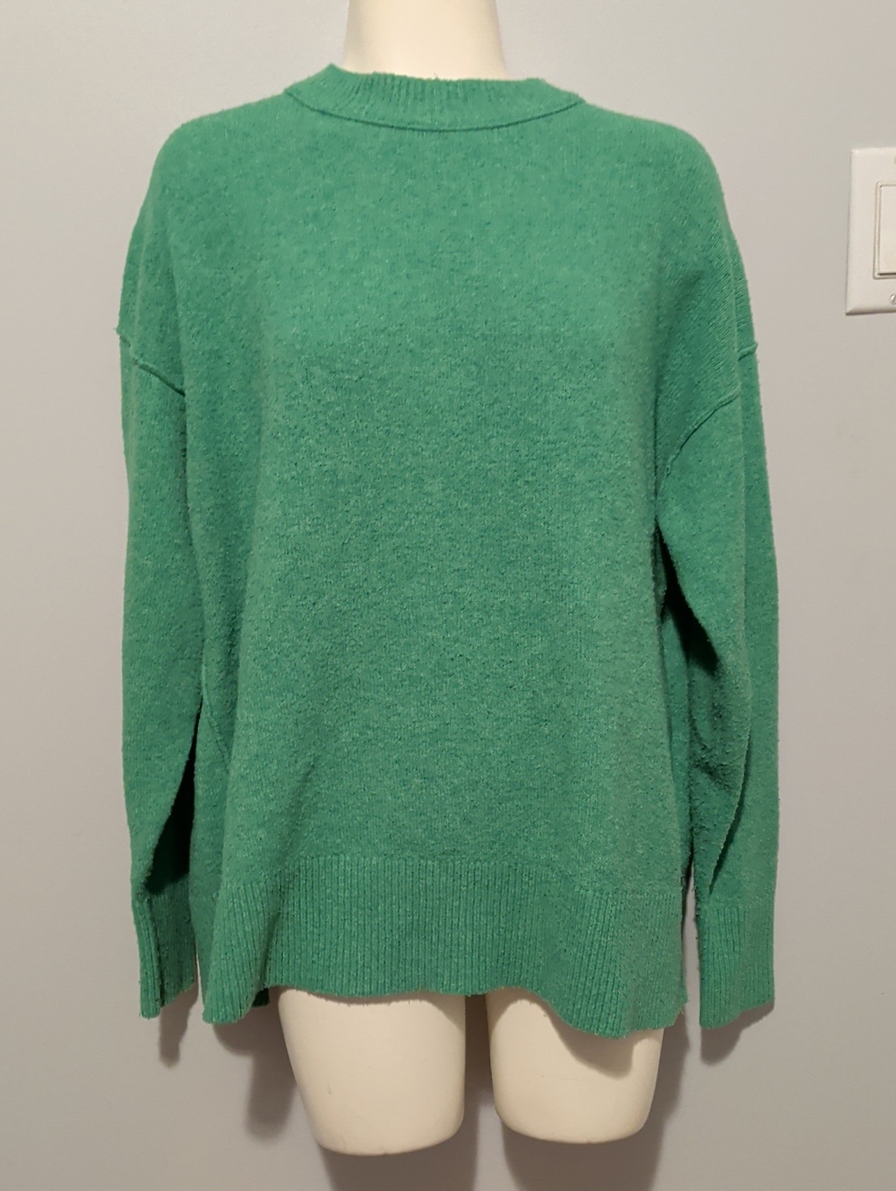 Aire Relaxed Oversize Green Crewneck Sweater